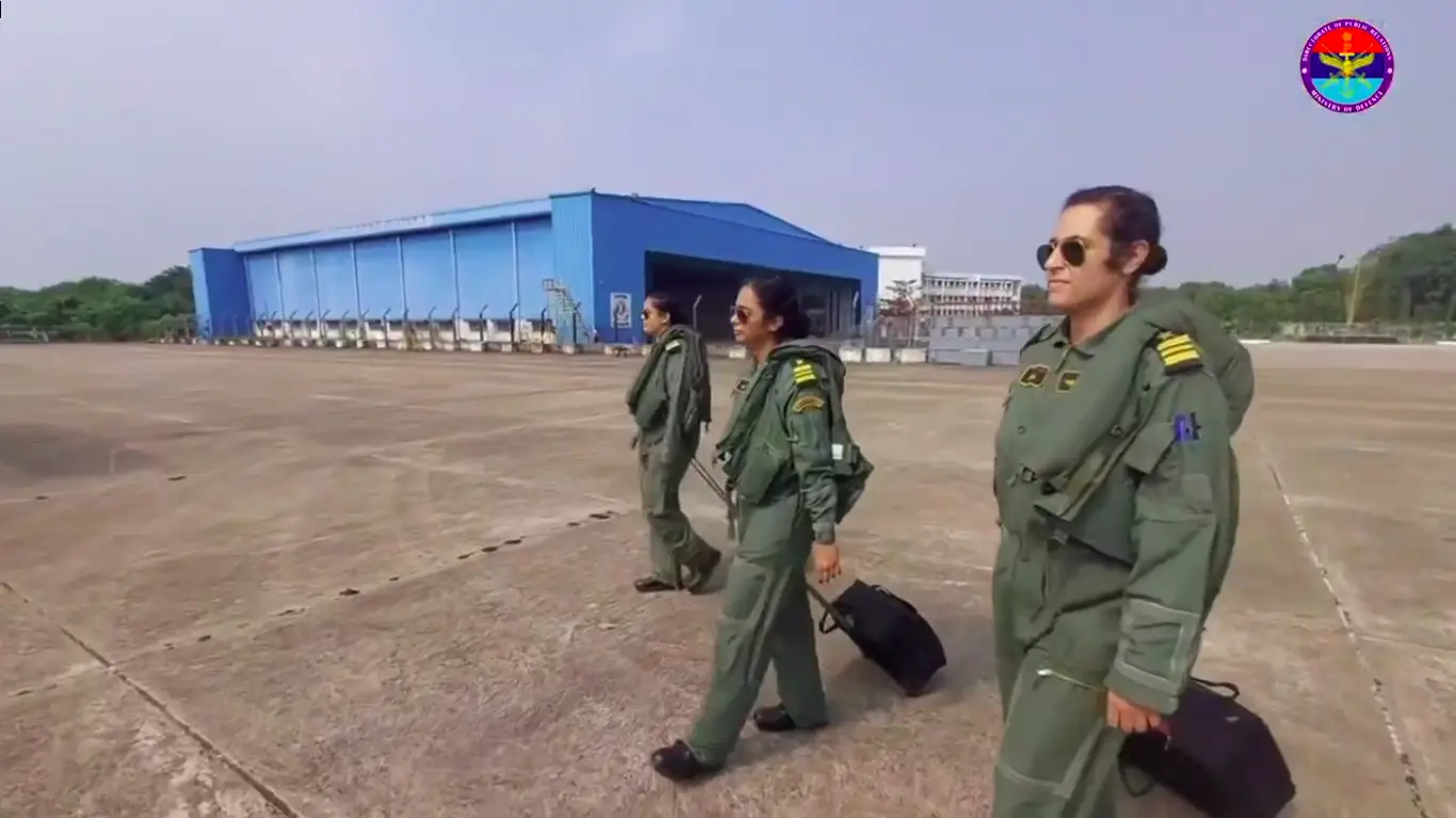 Fighter Pilot (Indian Air Force): Maverick, But Make It Saree